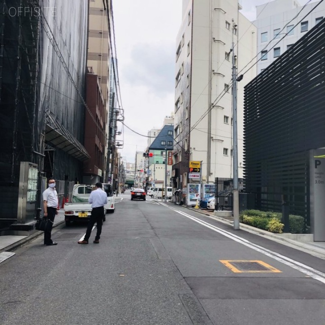 三弘(さんこう)ビル ビル前面道路