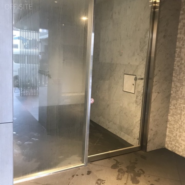 ライヴス南池袋 エントランス