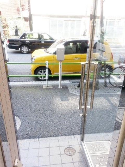 染谷ビル エントランス
