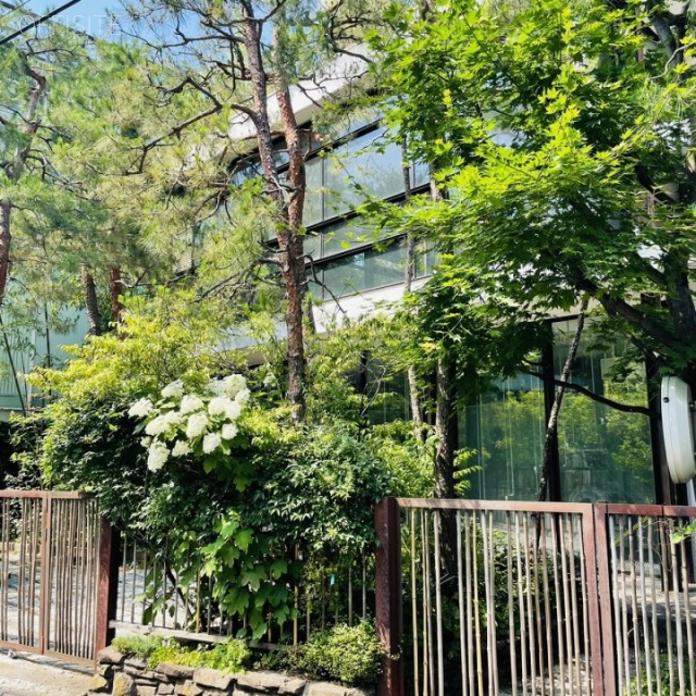 Jinguumae546 外観