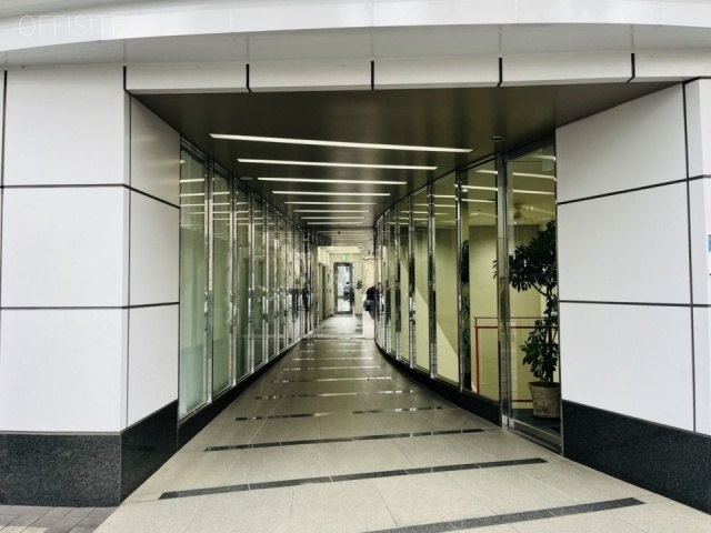 UNO(ウノ)ビル エントランス