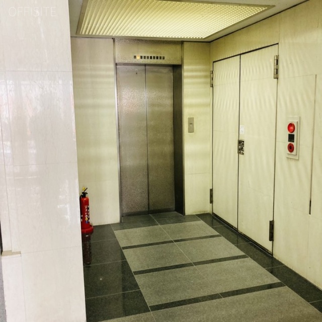 TAF京橋ビル エントランス
