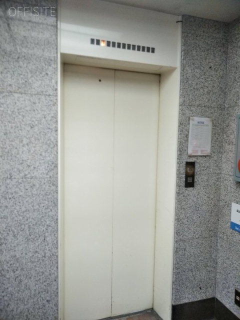 池袋嘉泉ビル エレベーター