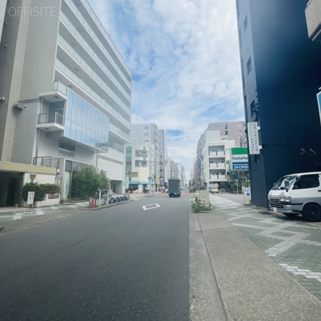 GS栄ビル 前面道路