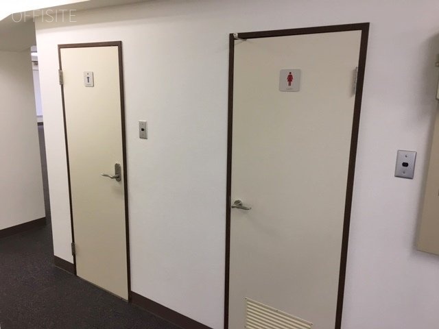 グリーンハイツ千駄ヶ谷　トイレ入口