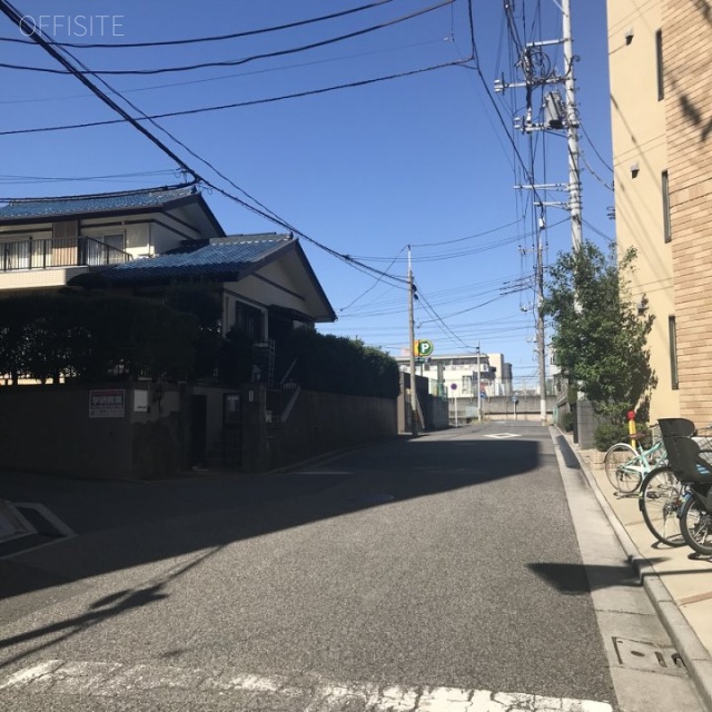 サンシティビル ビル前面道路