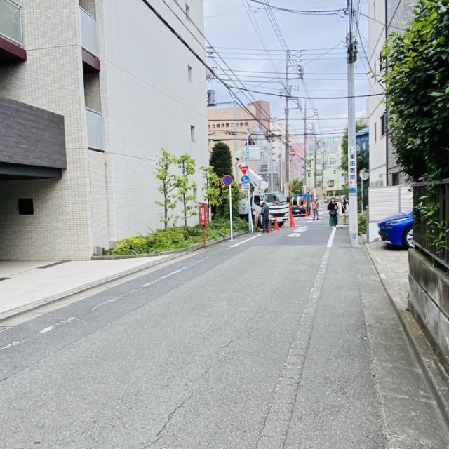 ペンギン荻窪ビル 前面道路