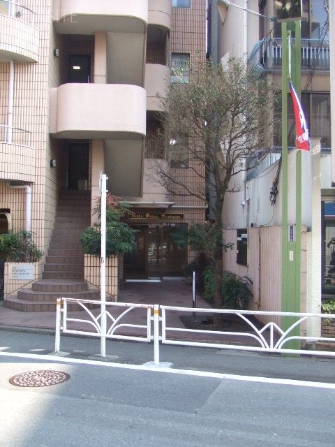 日興パレス千駄ヶ谷 1階部分