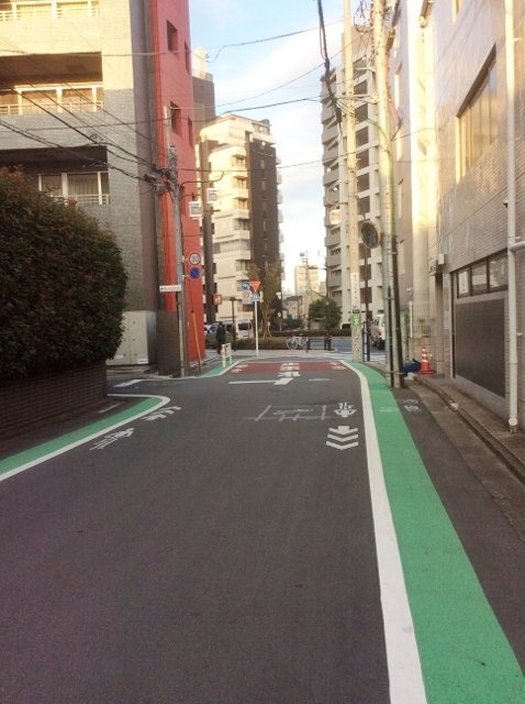 WAKEIビル ビル周辺道路