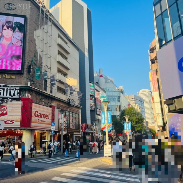 ロクマルゲートIKEBUKURO 前面道路