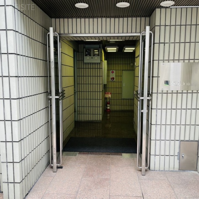 アルファエイチビル エントランス