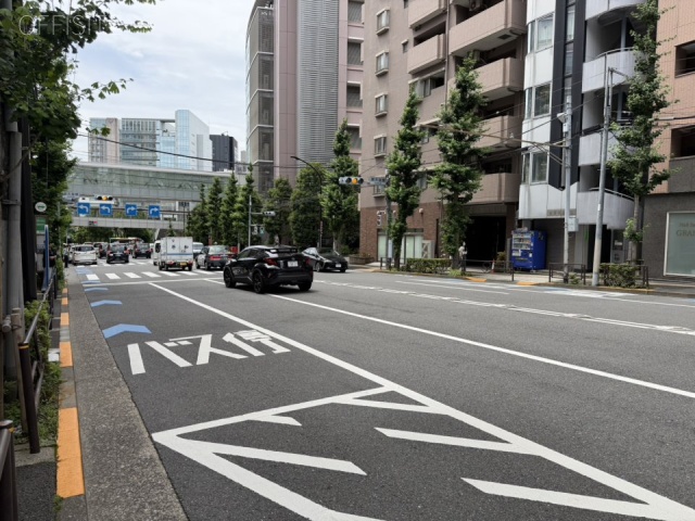 森島ビル 前面道路