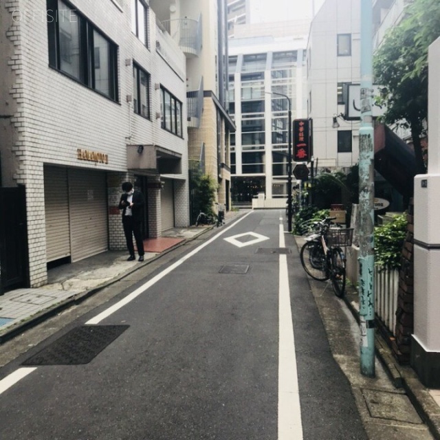 浜本ビルⅡ ビル前面道路