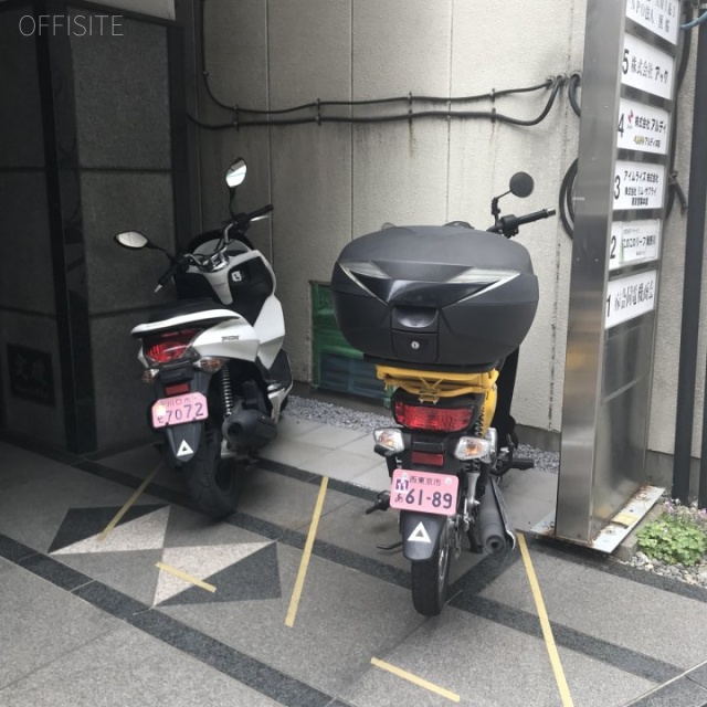 TKビル バイク置き場