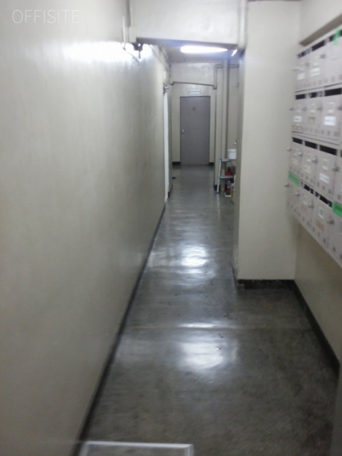 立川ビル 通路