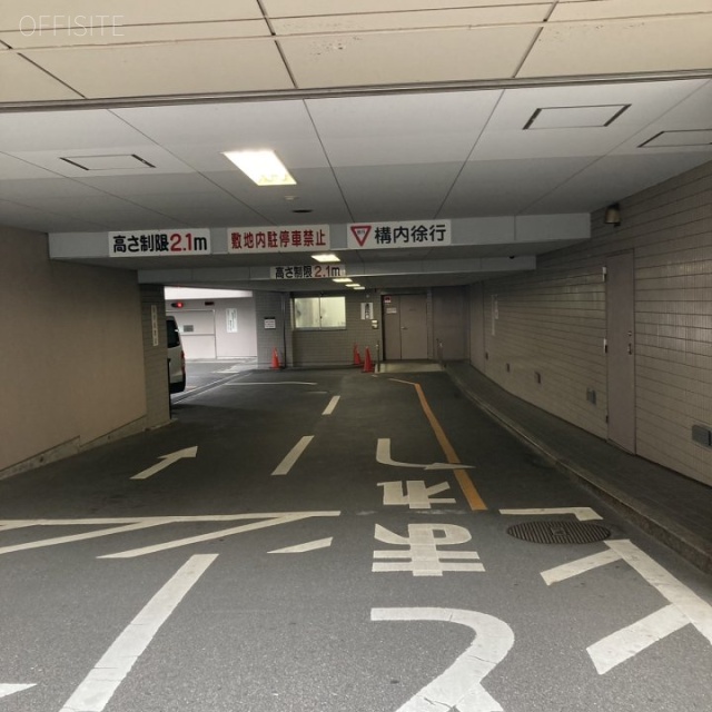 NBF高輪ビル 駐車場通路