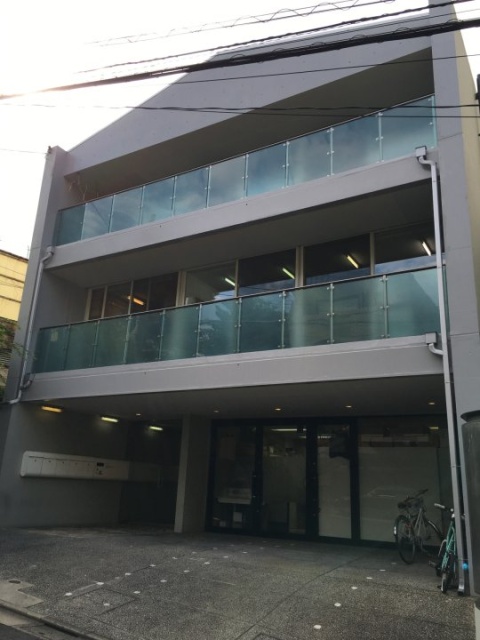 POOLビル　外観