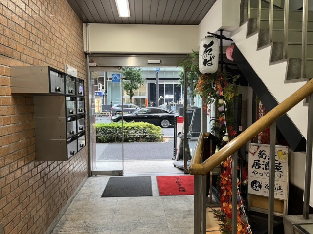 末広ビル　エントランス