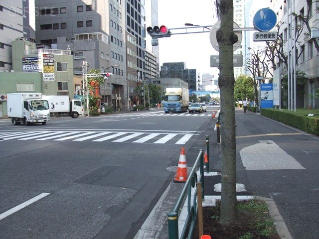 NSS-Ⅱビル ビル前面道路