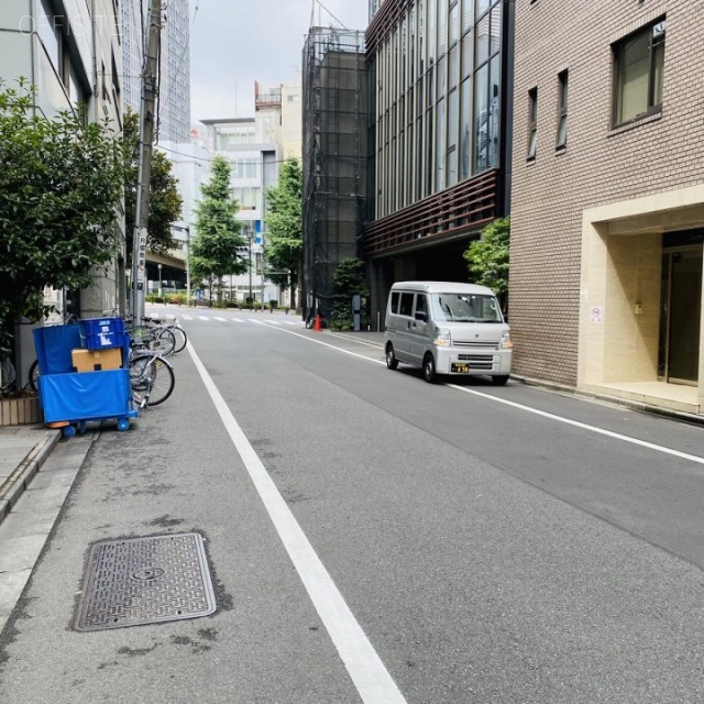 八丁堀中央ビル　ビル前面道路
