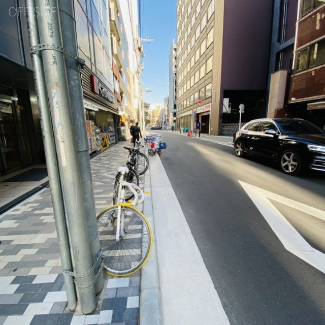 橋ビルⅡ ビル前面道路