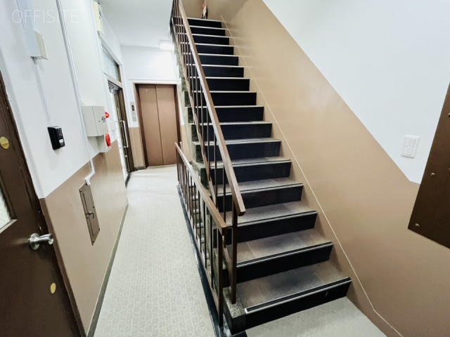 代々木MMIビル　エントランス