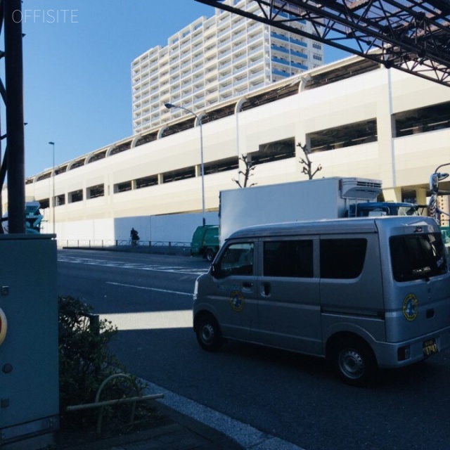 クレストヒルズ京急蒲田駅前 ビル前面道路