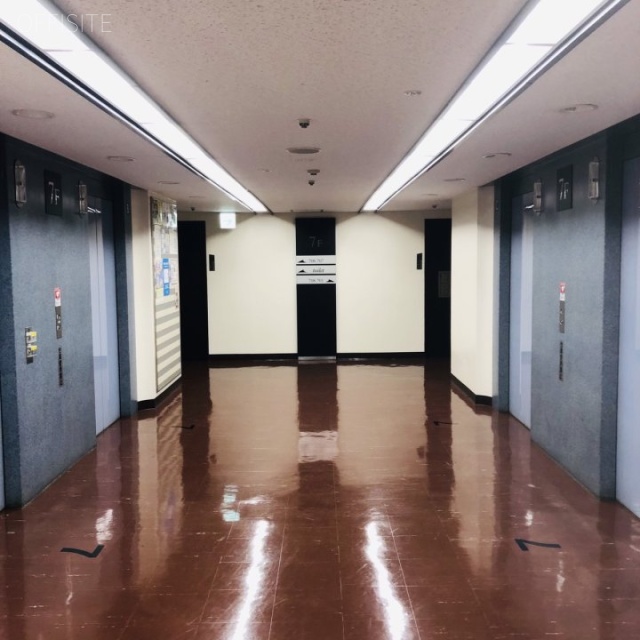 ニュー新橋ビル(ハローオフィス新橋) エレベーター
