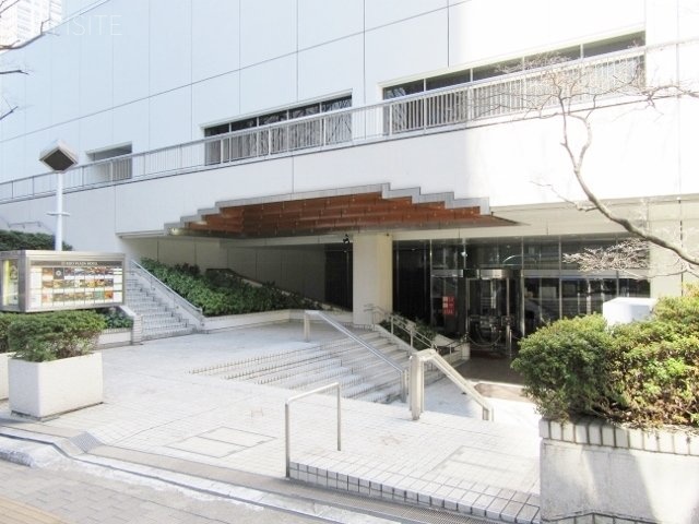 京王プラザホテル南館 周辺