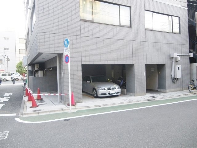 クレストホーム根津ビル IMGP6500 (640x480).jpg