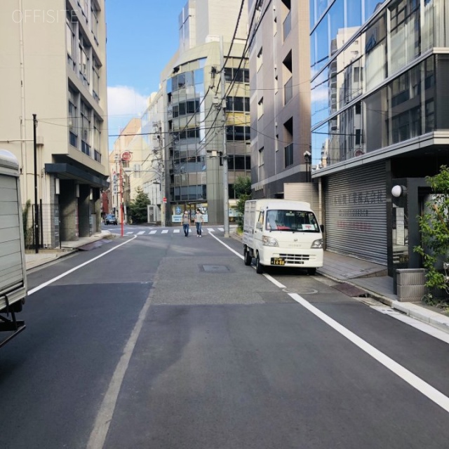 Hmlet岩本町 ビル前面道路