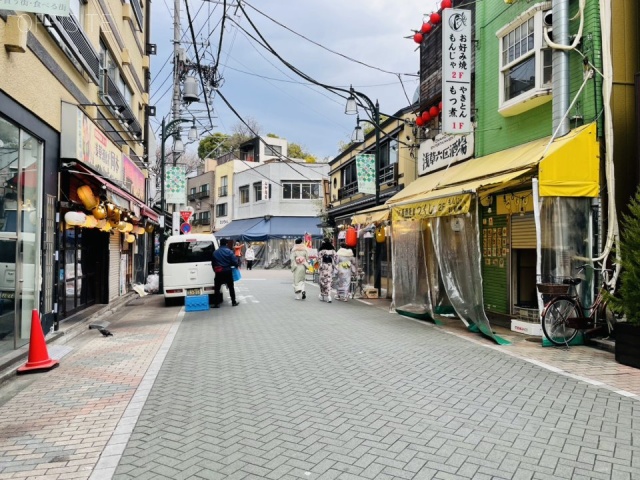 保坂ビル　前面道路