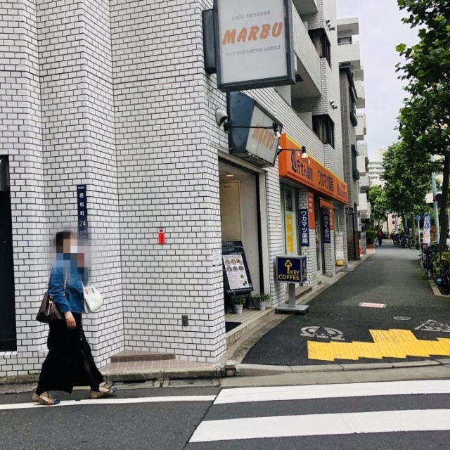 シャンベール若松町ビル 外観