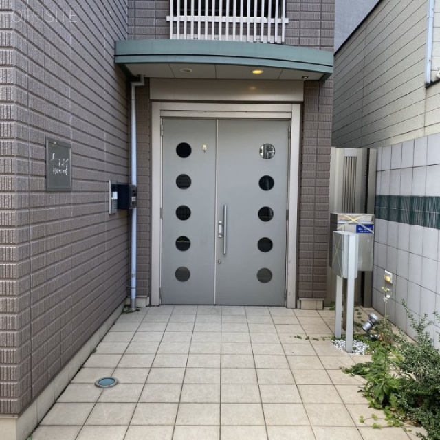 スペースMビル エントランス