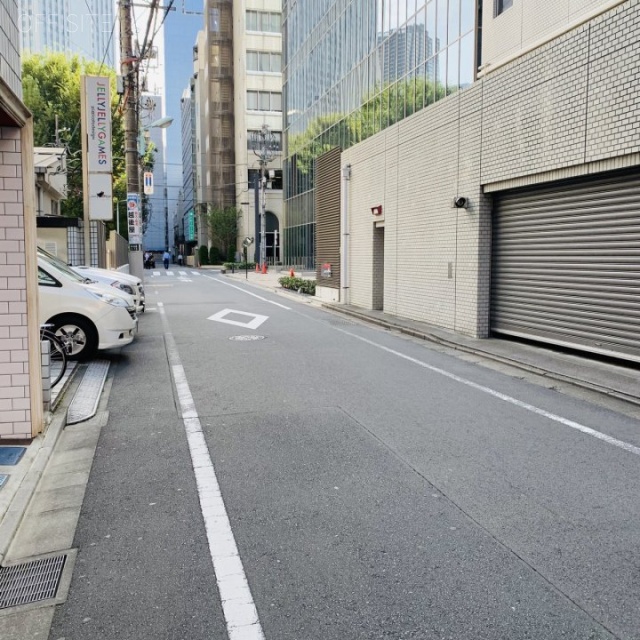 斉藤ビル ビル前面道路