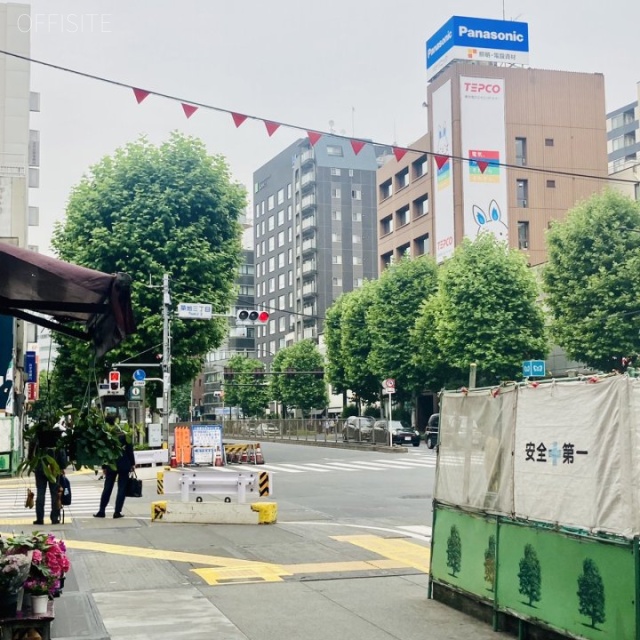 RBM築地駅前ビル ビル前面道路