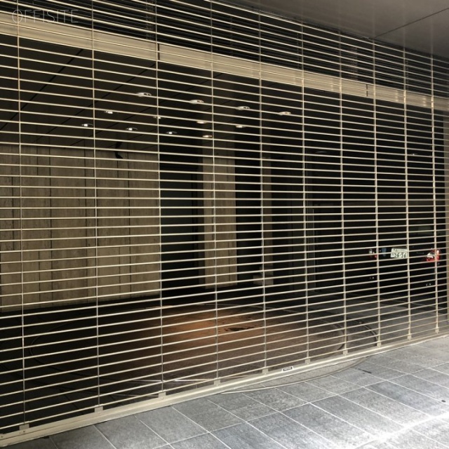 ピアス銀座ビル 駐車場