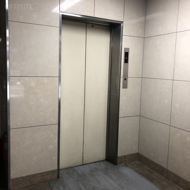 依田忠ビル エレベーター