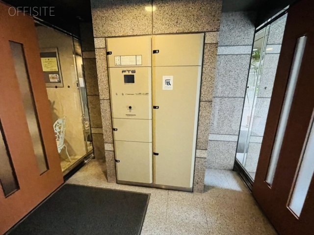 ヴィラ・アオヤマ　エントランス