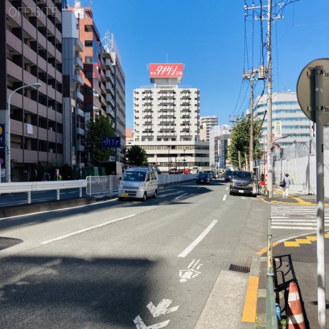 アクシス五反田ビル ビル前面道路