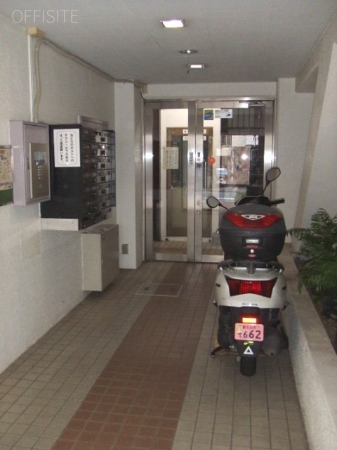 宮島ビル エントランス