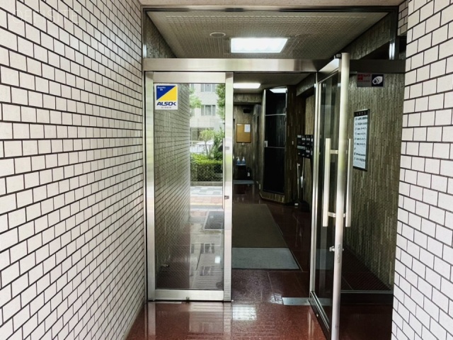 永井ビル　エントランス