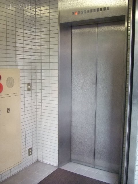 東晃ビル エレベーター