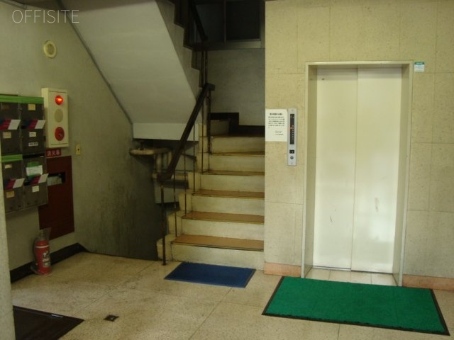 新千代田ビル エレベーター