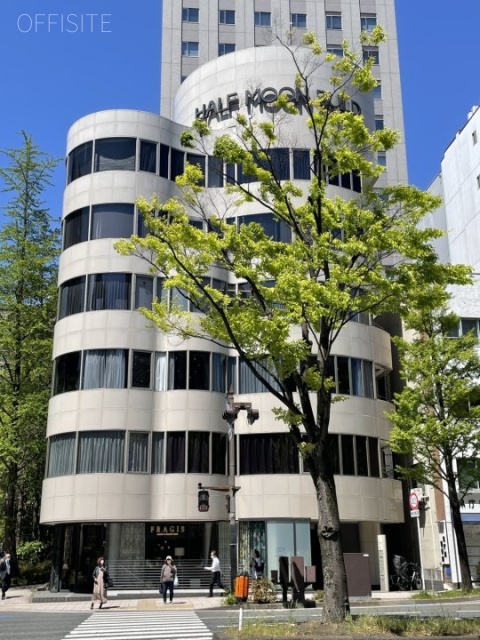 HALFMOON　1階部分