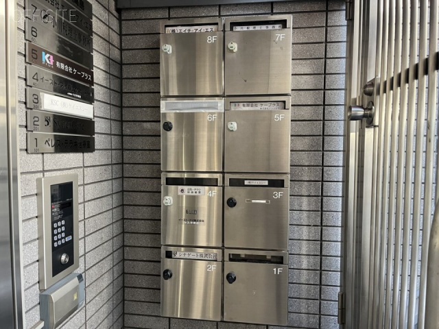 メビュウス高島ビル　エントランス