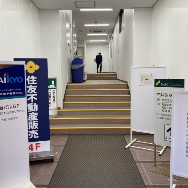 三井住友銀行町田駅前ビル エントランス