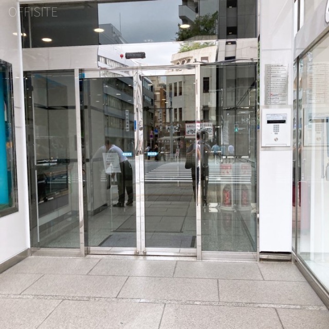 日東ビル　エントランス