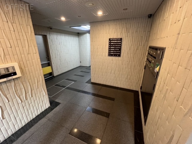 彦田ビル　エントランス