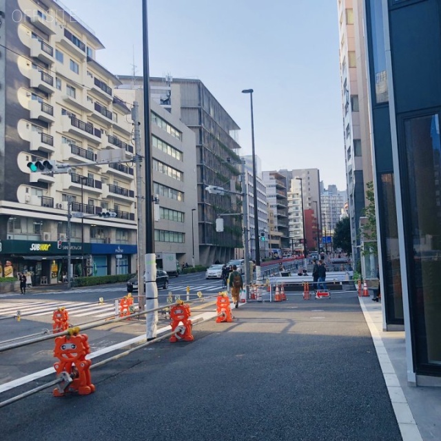 VORT神宮北参道 前面通り 明治通り